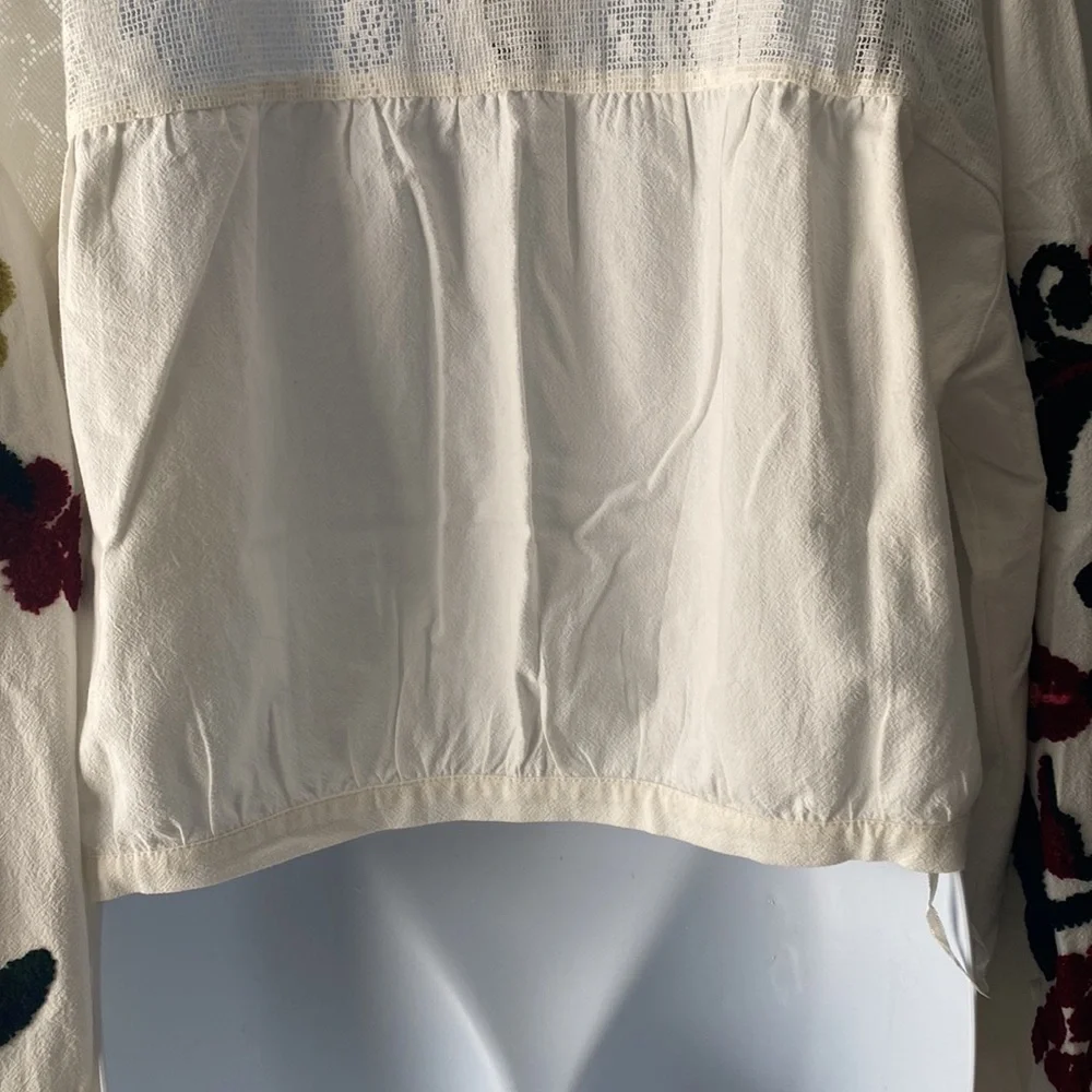 NWT Free People Meadows Embroidered Crop Blouse Size Large